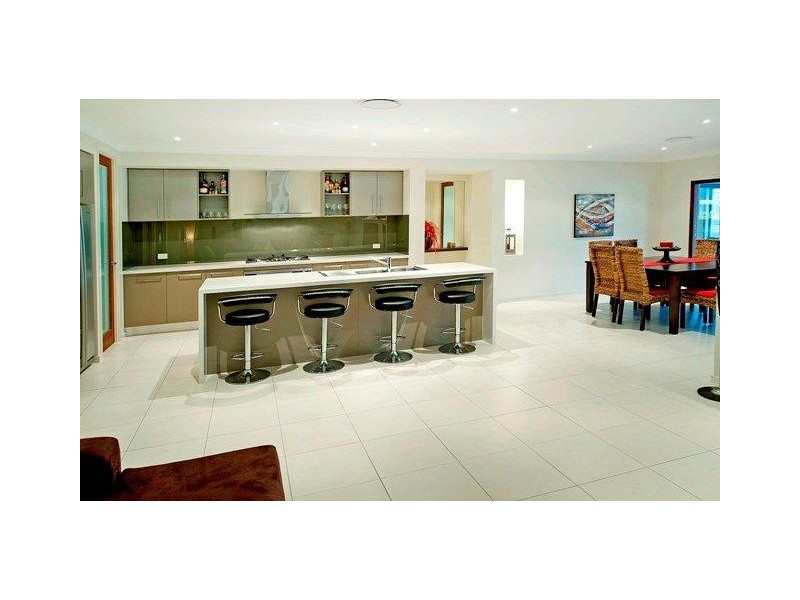 103 Compass Drive, Biggera Waters QLD 4216