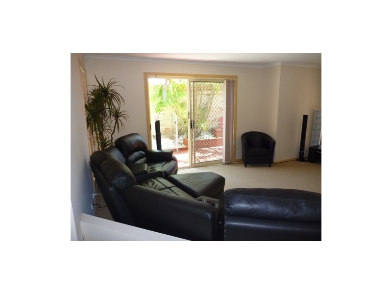 1 Sage Court, Runaway Bay QLD 4216