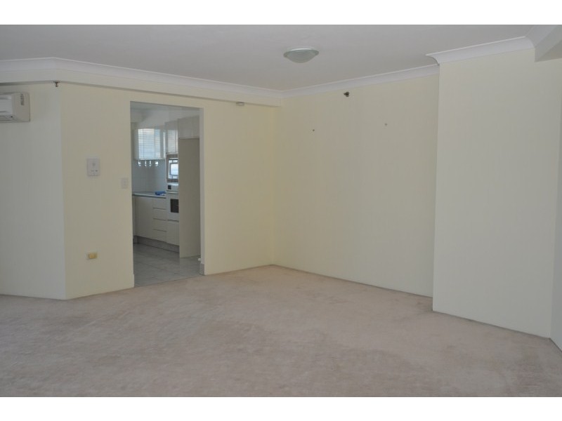 66/21 Bayview Street, Runaway Bay QLD 4216