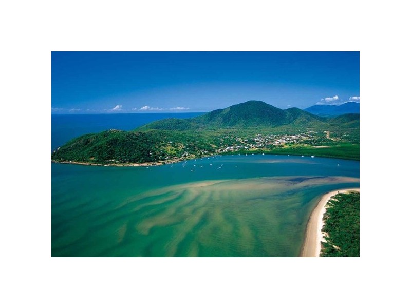 12 Emily Street, Cooktown QLD 4895