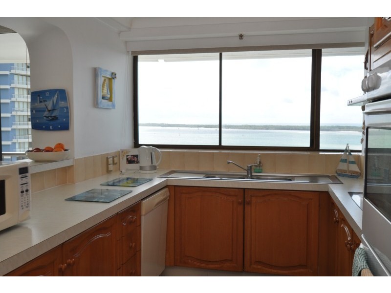 49/17 Bayview Street, Runaway Bay QLD 4216