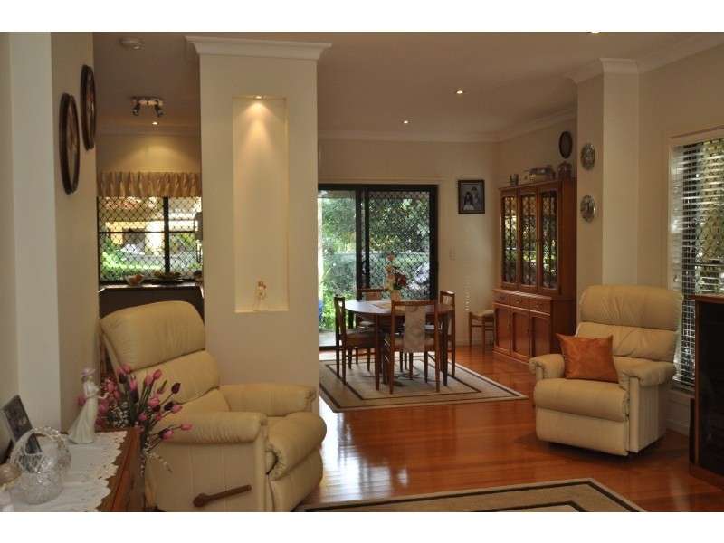 1/5 Oleander Avenue, Biggera Waters QLD 4216