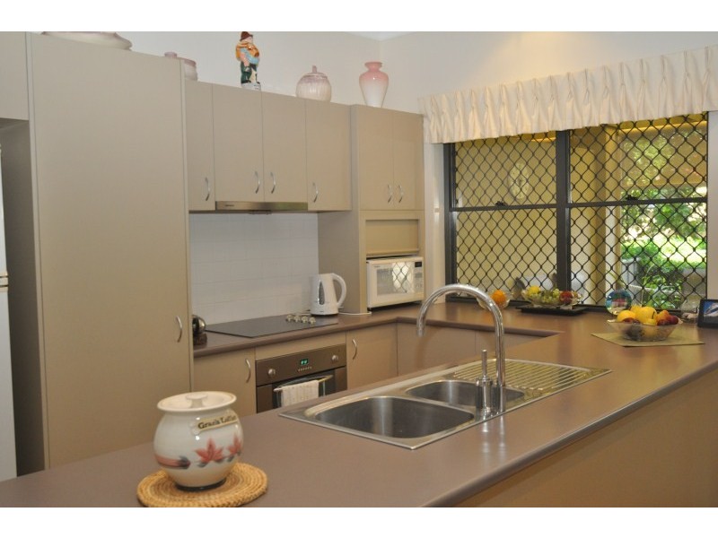 1/5 Oleander Avenue, Biggera Waters QLD 4216