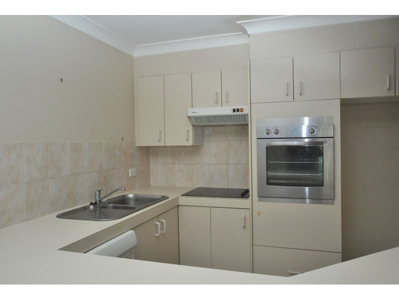 26/22 Jennifer Avenue, Runaway Bay QLD 4216