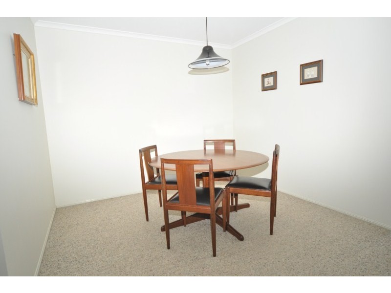 2/29 Eider Avenue, Paradise Point QLD 4216