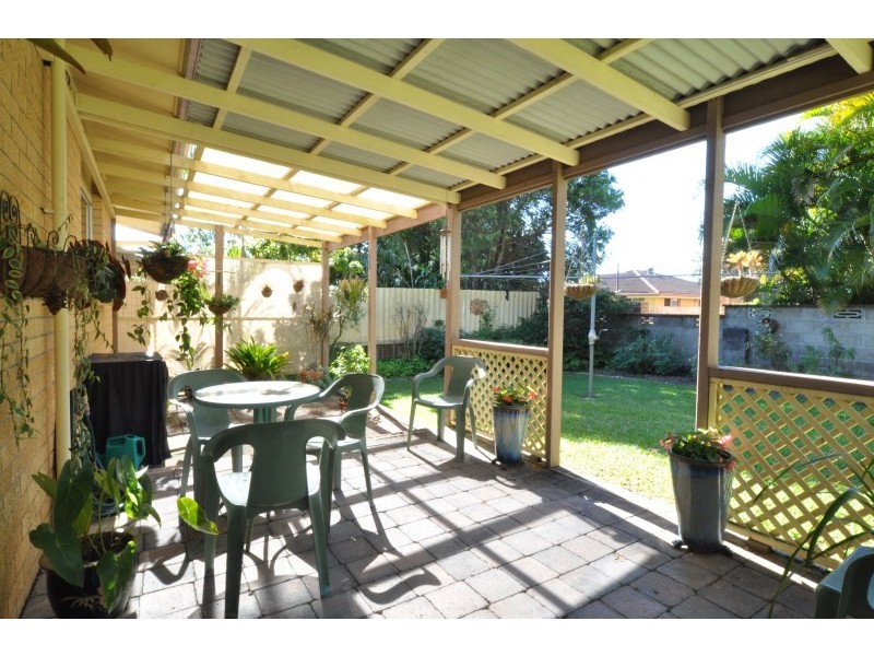 19 Lergessner Street, Biggera Waters QLD 4216