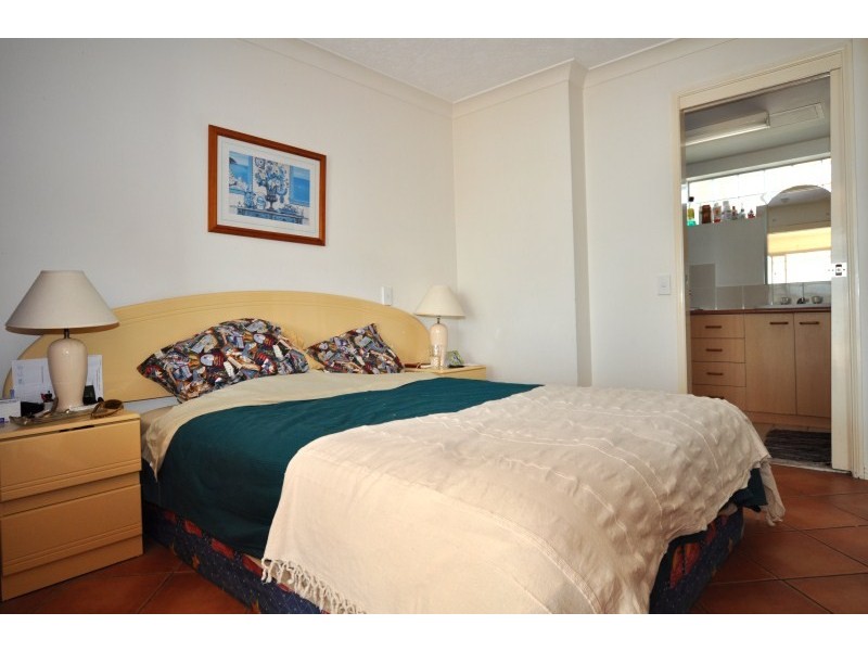 79/106 Marine Parade, Southport QLD 4215