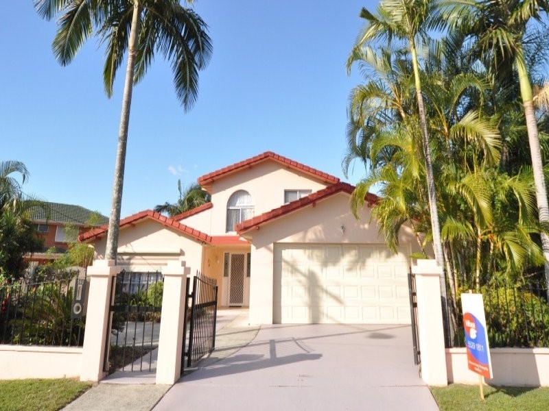 161 Bayview Street, Runaway Bay QLD 4216