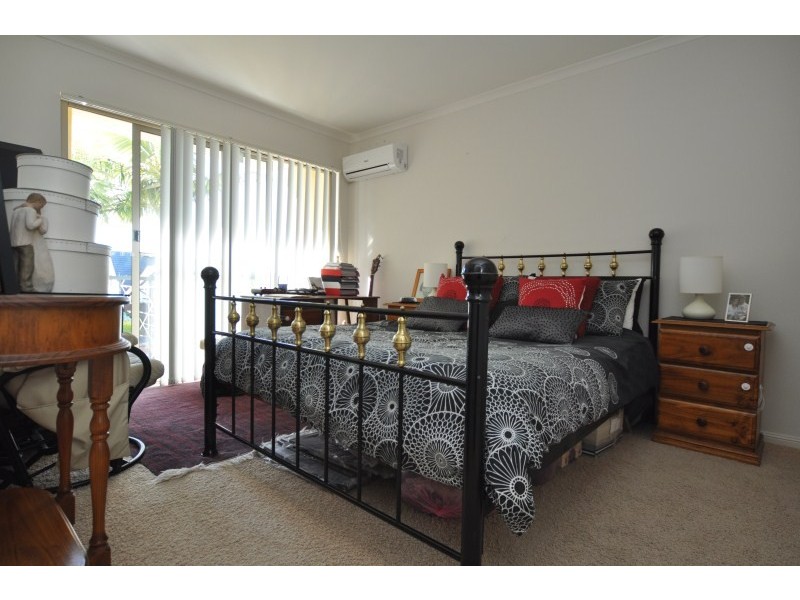 14/14 Jennifer Avenue, Runaway Bay QLD 4216