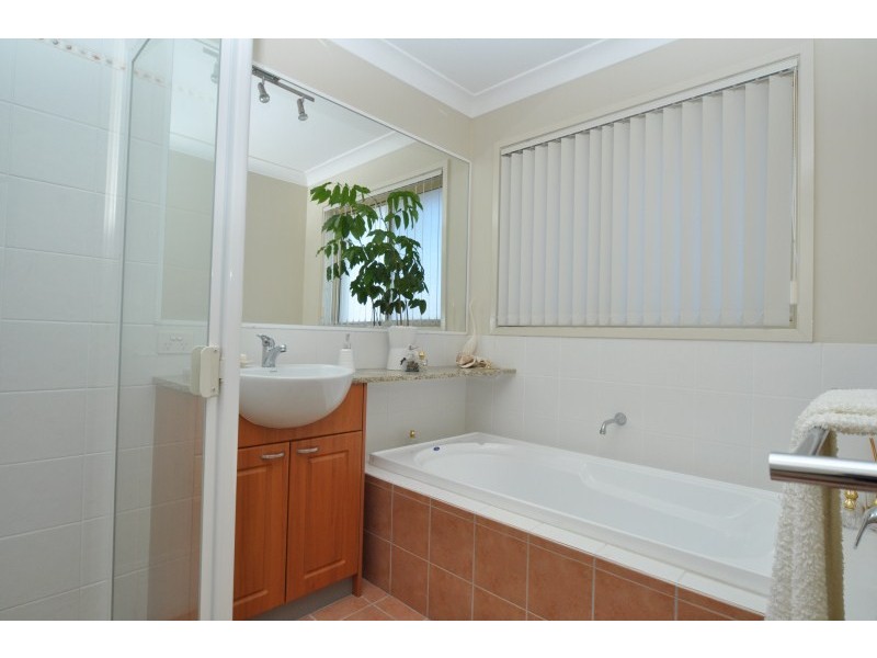 1 Lagos Court, Coombabah QLD 4216