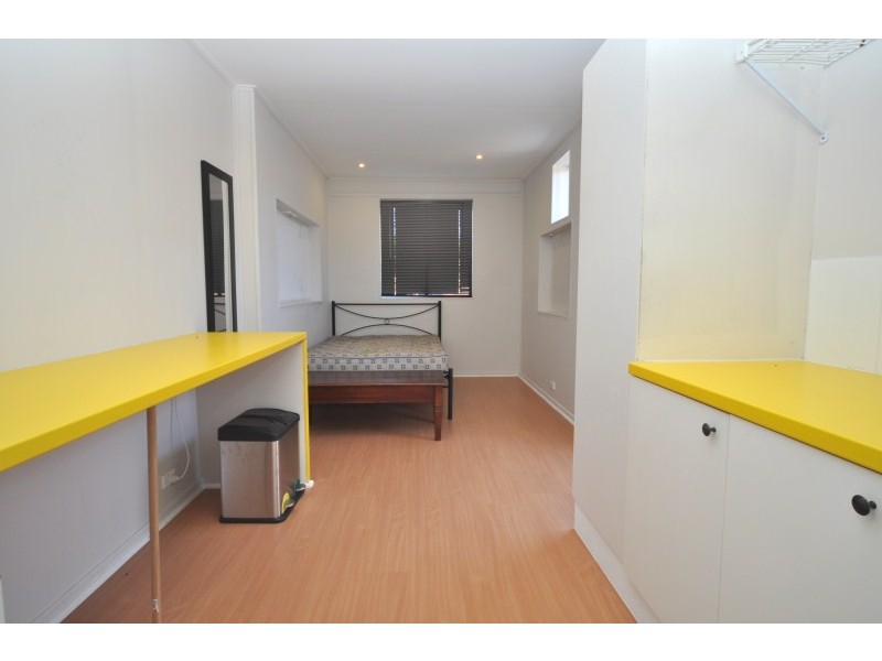 3 Goorawin Street, Runaway Bay QLD 4216