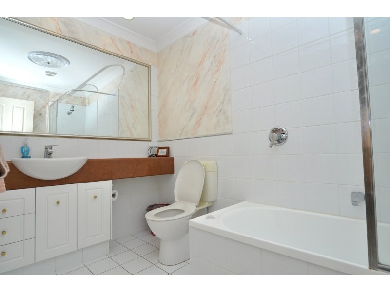 66/60 Caseys Road, Hope Island QLD 4212
