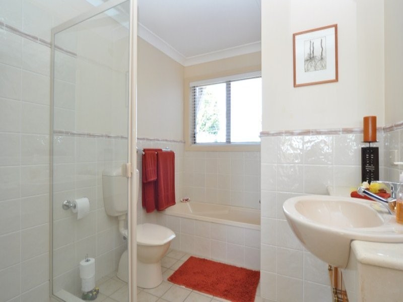87 John Lund Drive, Hope Island QLD 4212