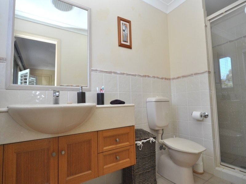 87 John Lund Drive, Hope Island QLD 4212