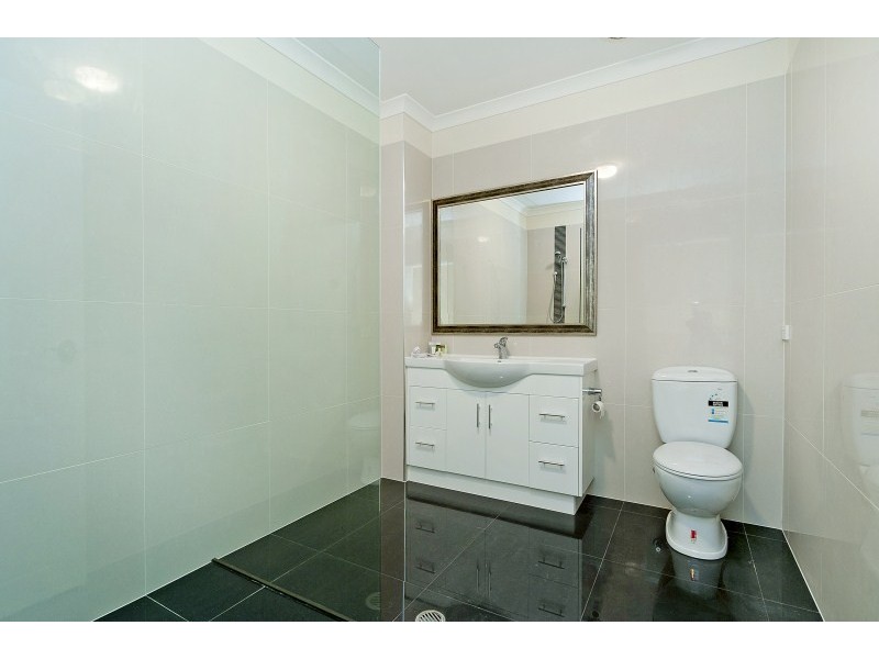 3/60 Caseys Road, Hope Island QLD 4212