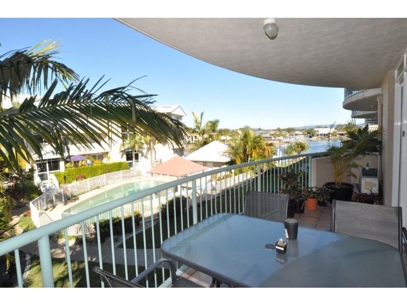 8/12 Taylor Street, Biggera Waters QLD 4216