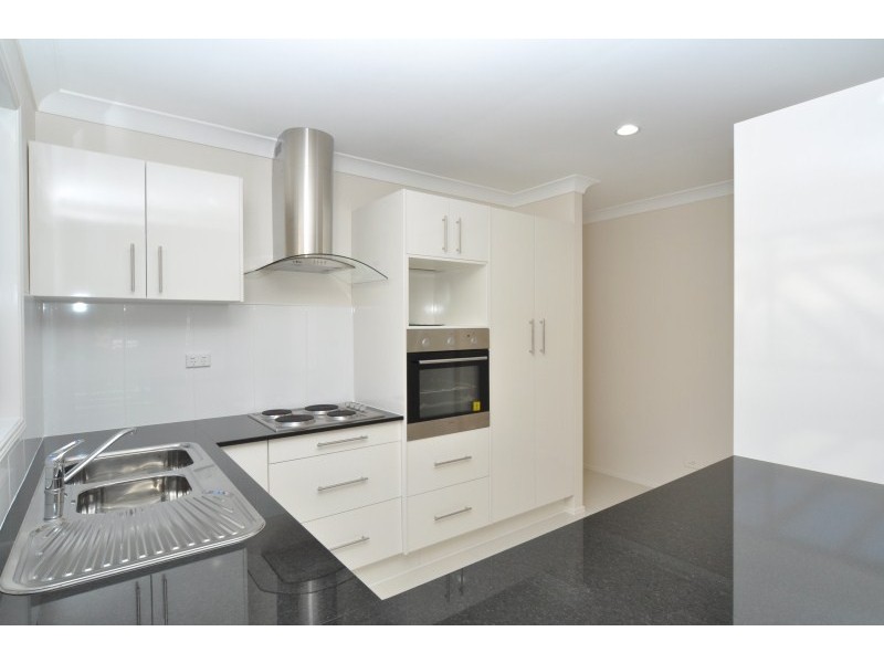 1/15 Lee Road, Runaway Bay QLD 4216