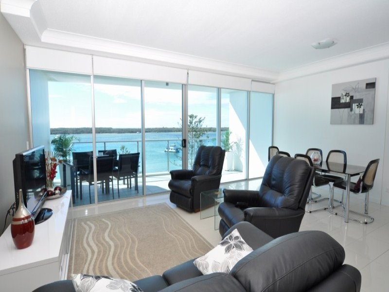 613/430 Marine Parade, Biggera Waters QLD 4216