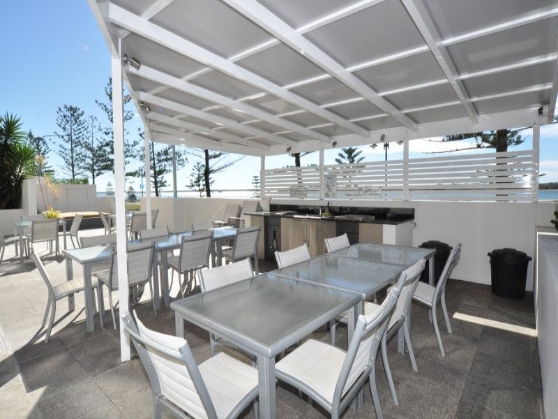 613/430 Marine Parade, Biggera Waters QLD 4216