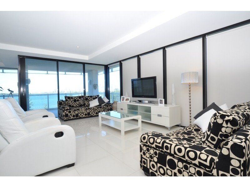 705/230 Marine Parade, Labrador QLD 4215