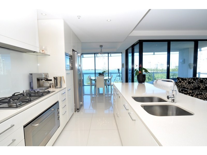 705/230 Marine Parade, Labrador QLD 4215