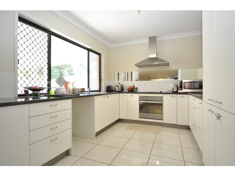 40 Morala Avenue, Runaway Bay QLD 4216