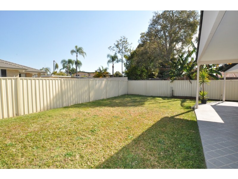 40 Morala Avenue, Runaway Bay QLD 4216