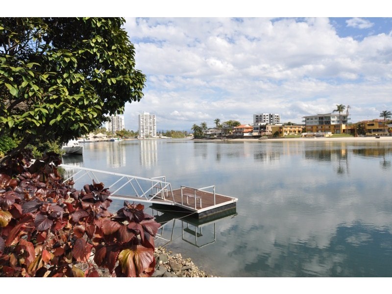 34/40 Ferny Avenue, Surfers Paradise QLD 4217