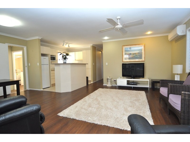 19 Goorawin Street, Runaway Bay QLD 4216