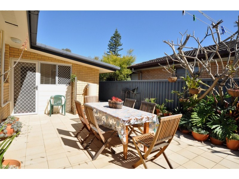 19 Goorawin Street, Runaway Bay QLD 4216