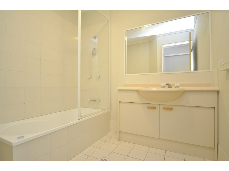 88/643 Pine Ridge Road, Biggera Waters QLD 4216