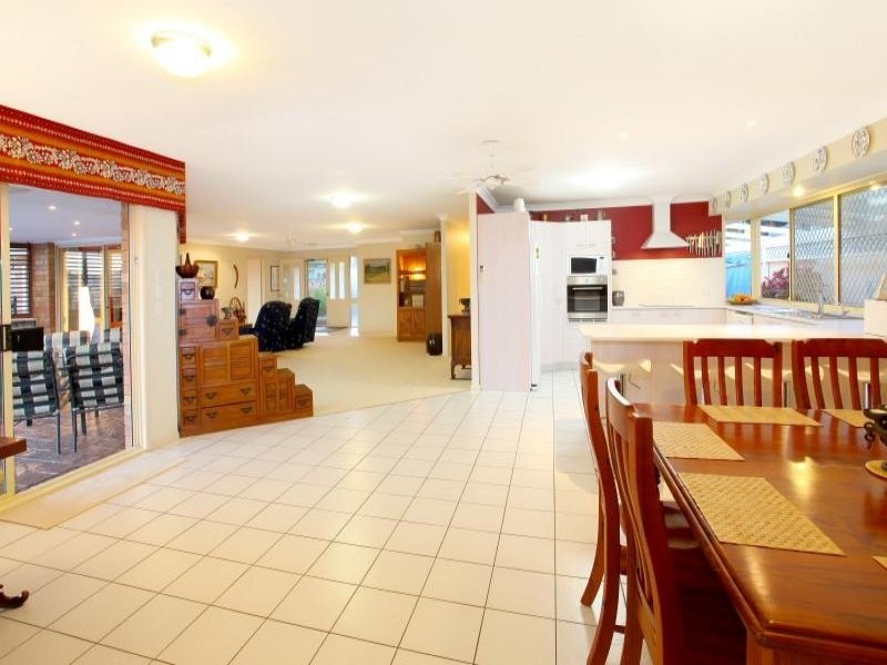 34 Nirvana Court, Runaway Bay QLD 4216