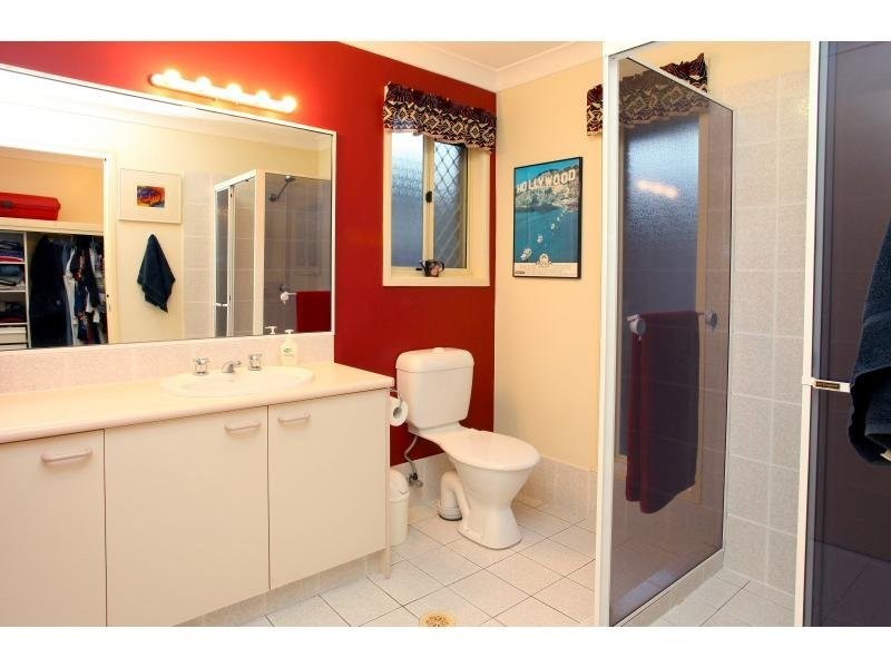 34 Nirvana Court, Runaway Bay QLD 4216