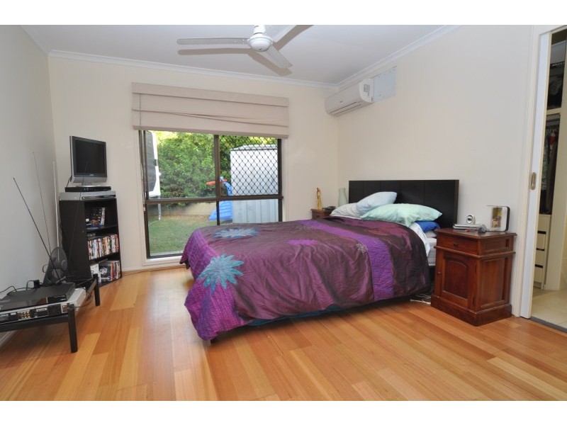 21 Karema Crescent, Runaway Bay QLD 4216