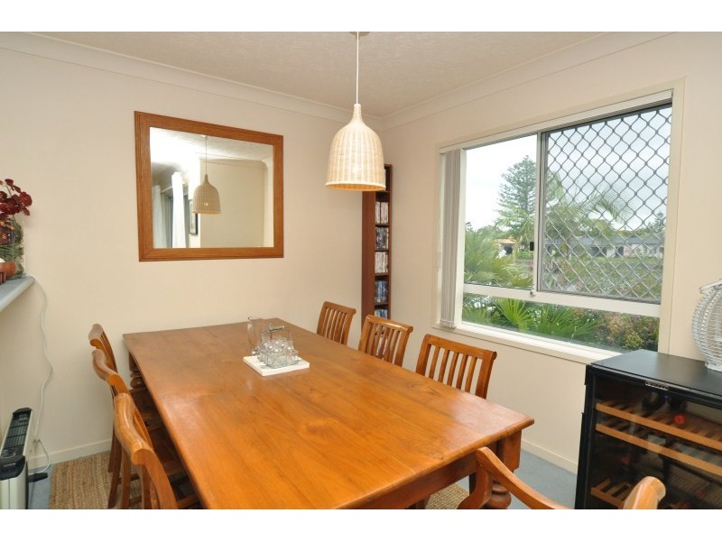 2/11 Taylor Street, Biggera Waters QLD 4216