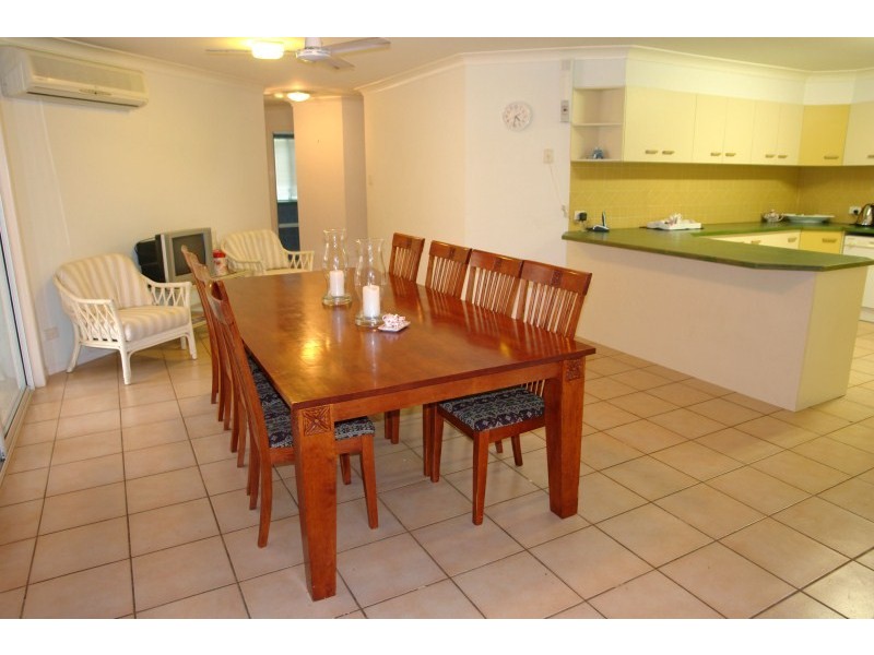 59 Burrendong Road, Coombabah QLD 4216