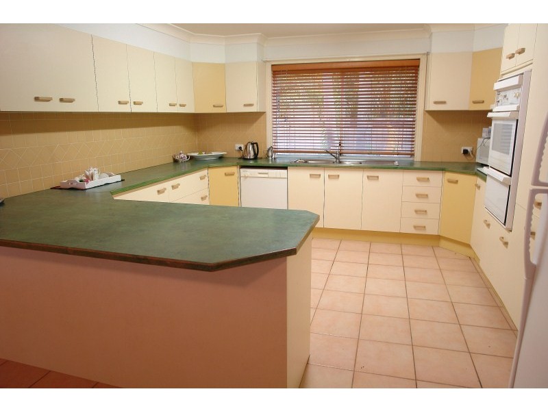 59 Burrendong Road, Coombabah QLD 4216