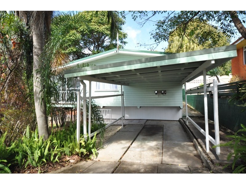 7 Waratah Avenue, Biggera Waters QLD 4216