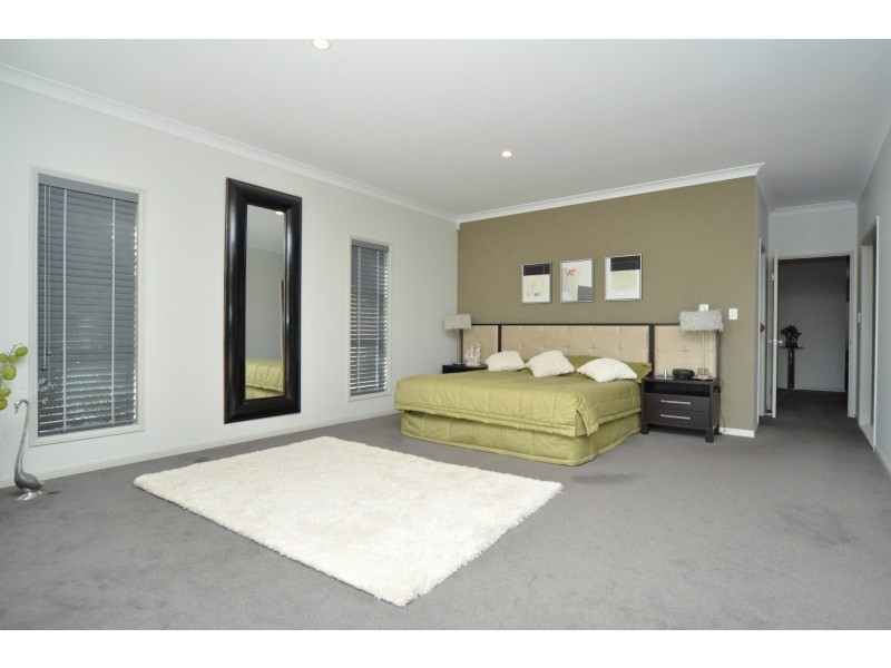 56A Back Street, Biggera Waters QLD 4216