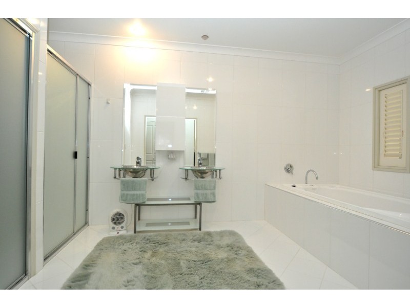 56A Back Street, Biggera Waters QLD 4216