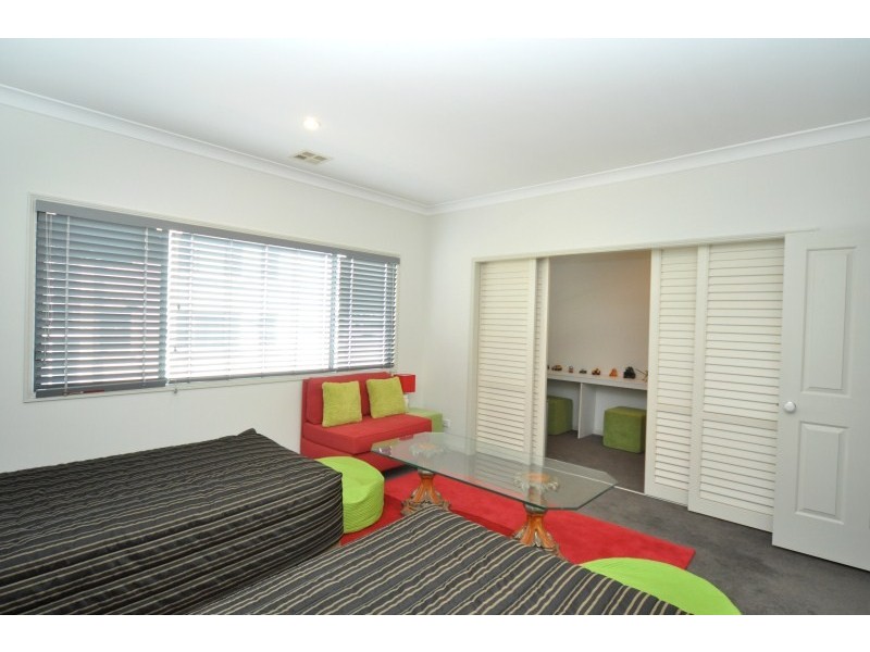 56A Back Street, Biggera Waters QLD 4216