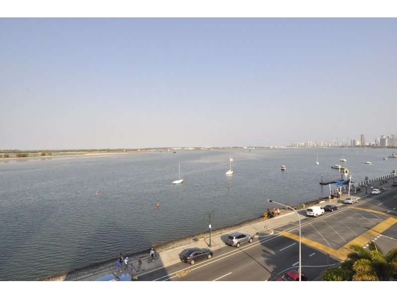 5/314 Marine Parade, Labrador QLD 4215