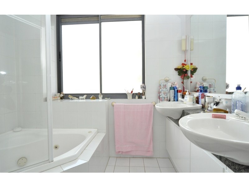 5/314 Marine Parade, Labrador QLD 4215