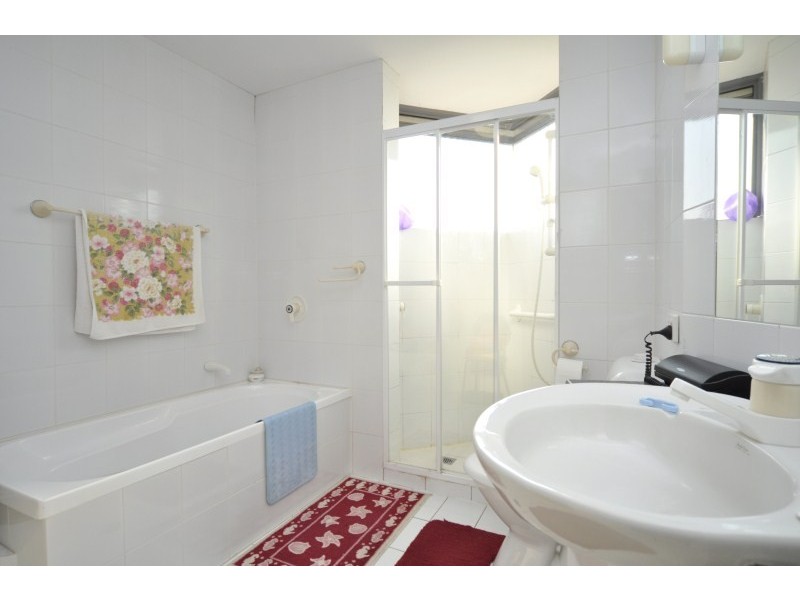 5/314 Marine Parade, Labrador QLD 4215