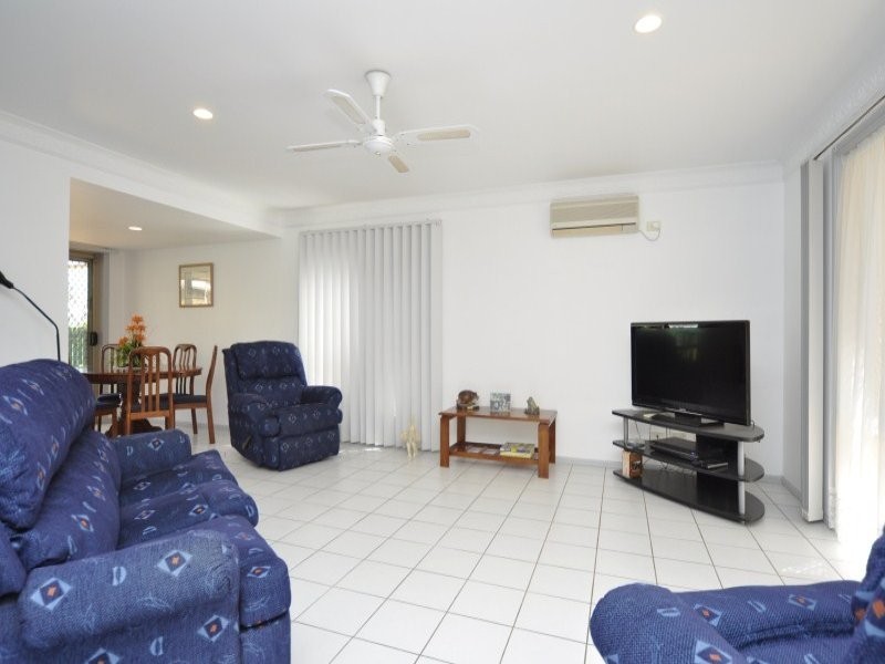 15/348 Oxley Drive, Coombabah QLD 4216