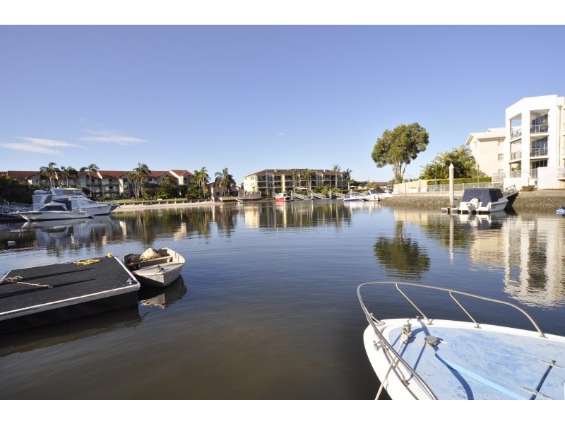 5/79 Bayview Street, Runaway Bay QLD 4216