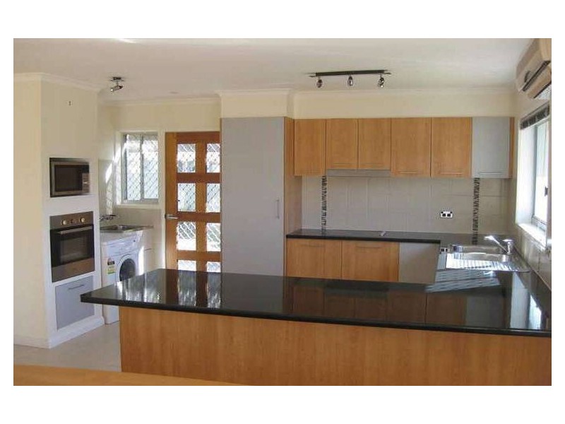 1/10 Cassia Street, Runaway Bay QLD 4216