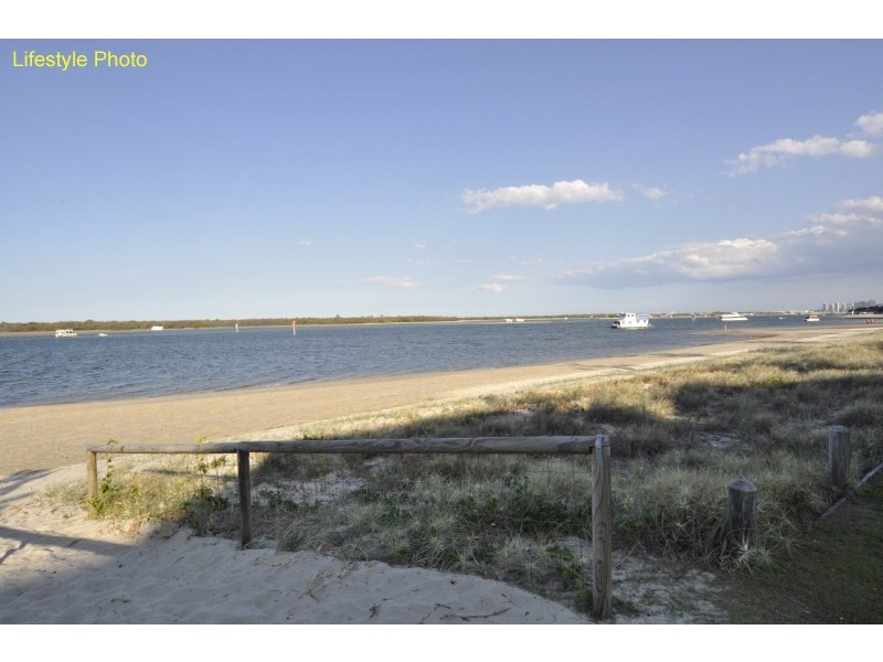 39 Parr Street, Biggera Waters QLD 4216