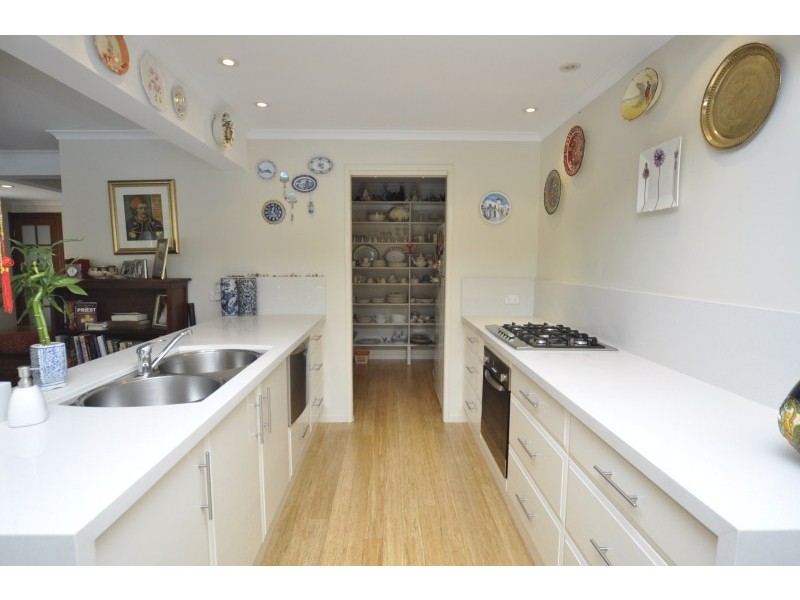 72 Broadwater Street, Runaway Bay QLD 4216