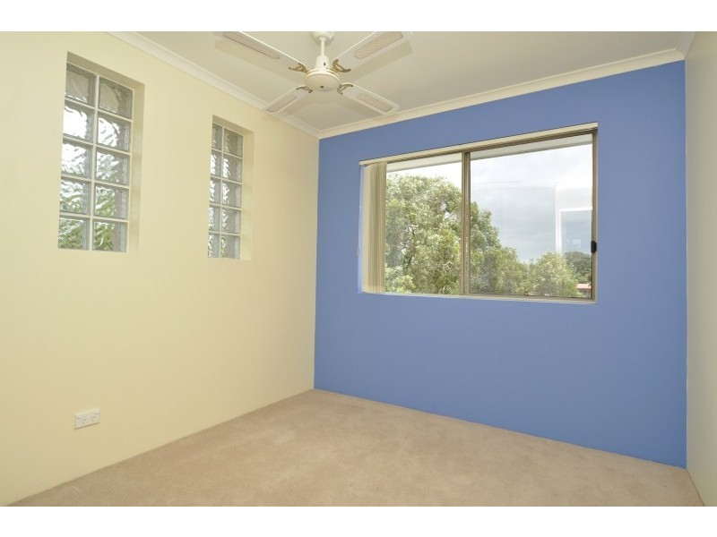 9/25 Brighton Street, Biggera Waters QLD 4216